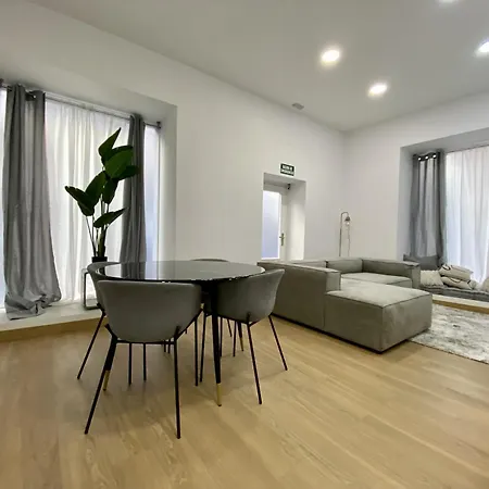 Pinzon & Penthouse Apartman Alicante